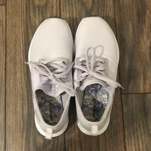 New Balance FuelCore Nergize tennis shoes